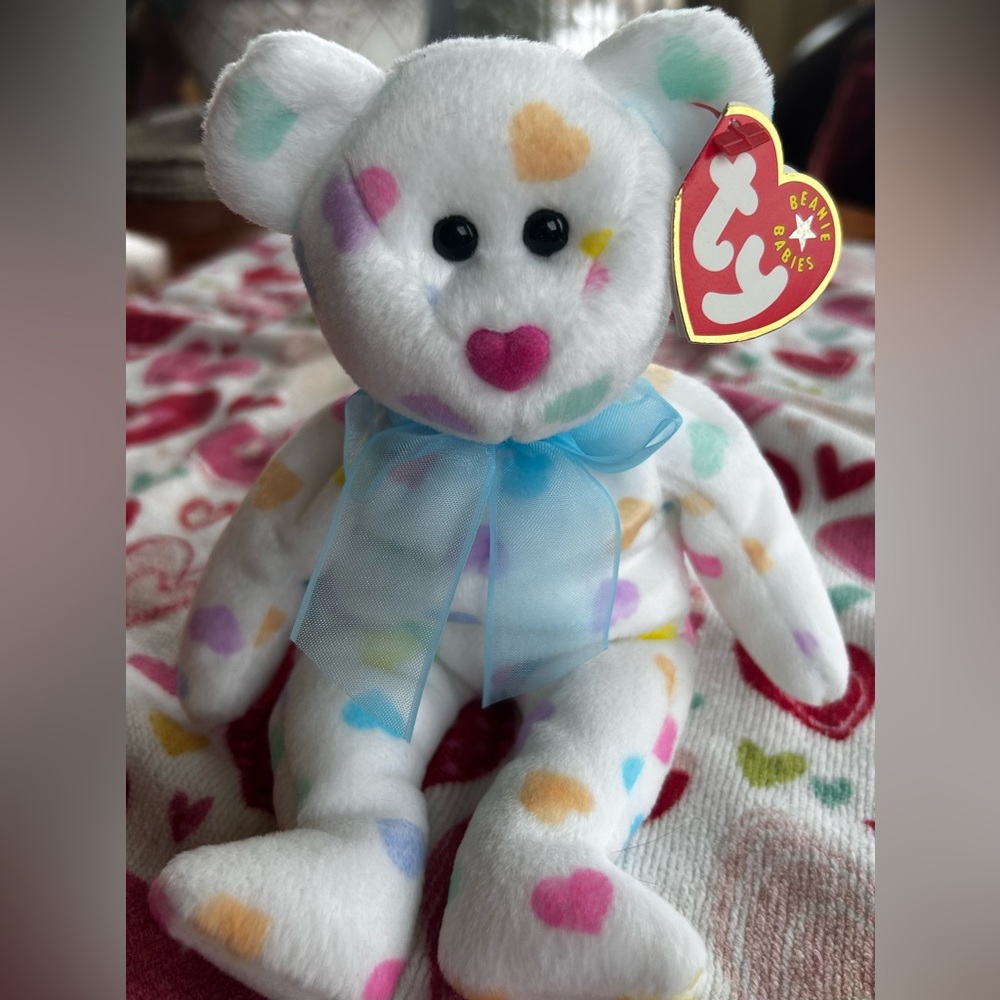 Ty beanie baby Kissme, new with Ty tag